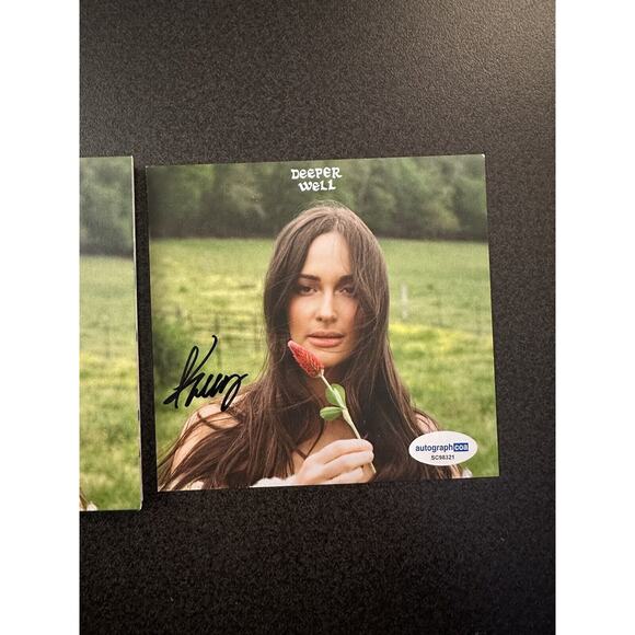Kacey Musgraves Deeper Well SIGNED CD AUTOGRAPHED COA ACOA #SC98321 - Picture 2 of 3